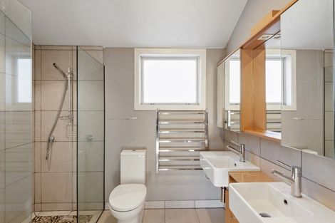 Photo of property in 36 Garden Road, Merivale, Christchurch, 8014