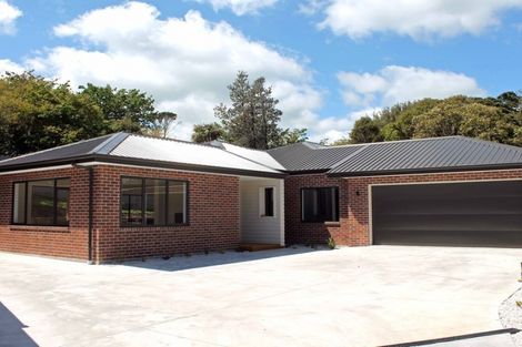 Photo of property in 5 Fern Lane, Whalers Gate, New Plymouth, 4310