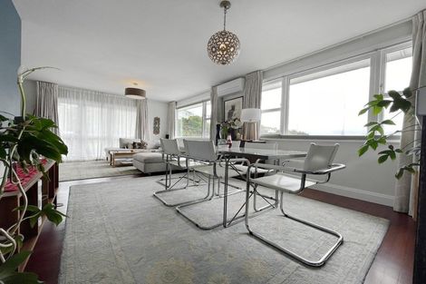 Photo of property in 95 Beazley Avenue, Paparangi, Wellington, 6037