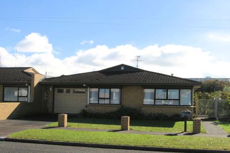 Photo of property in 3b Ross Crescent, Orewa, 0931