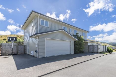 Photo of property in 4 Foxham Terrace, Churton Park, Wellington, 6037