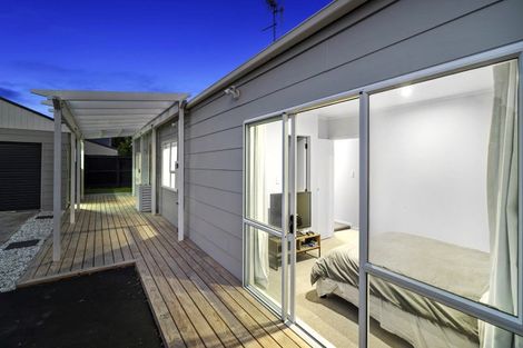 Photo of property in 8 Mardi Place, Mount Maunganui, 3116