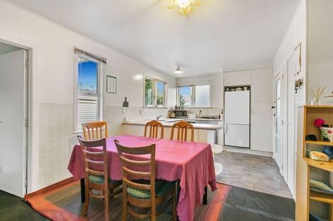 Photo of property in 11 Mail Avenue, Weymouth, Auckland, 2103