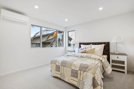 Photo of property in 39b Sorrel Crescent, Bucklands Beach, Auckland, 2012