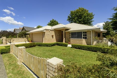 Photo of property in 8 Doneraille Place, Bethlehem, Tauranga, 3110