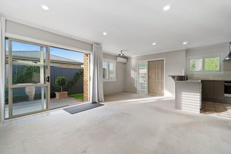 Photo of property in 80a Williams Street, Cambridge, 3434