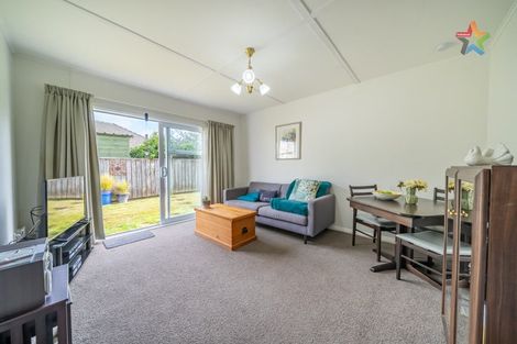 Photo of property in 1/1079 High Street, Taita, Lower Hutt, 5011