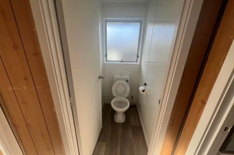 Photo of property in 2 Cranberry Place, Bucklands Beach, Auckland, 2012