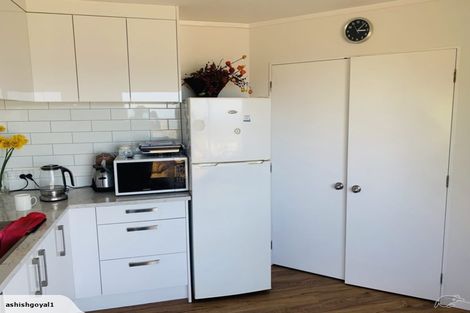 Photo of property in 2b Sunhaven Drive, Newlands, Wellington, 6037