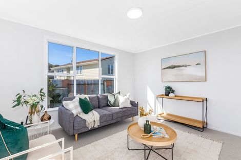 Photo of property in 25 Loongana Street, Waitangirua, Porirua, 5024