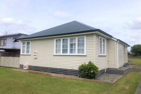 Photo of property in 126 Fairfield Road, Fairfield, Hamilton, 3214