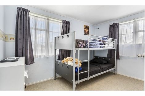 Photo of property in 47 Arimu Road, Papakura, 2110