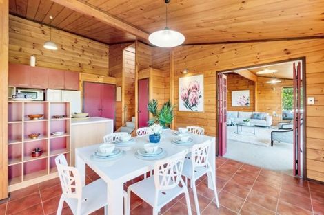 Photo of property in 14 Redmount Place, Red Hill, Papakura, 2110