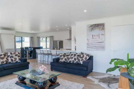 Photo of property in 4 Fred Harsant Drive, Cooks Beach, 3591