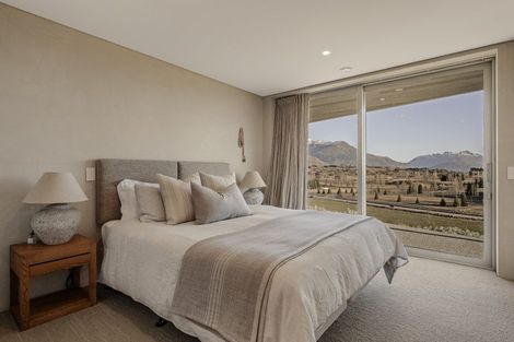 Photo of property in 16 Advance Terrace, Arrowtown, 9302