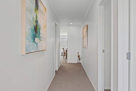 Photo of property in 10 Awatira Drive, Papamoa Beach, Papamoa, 3118