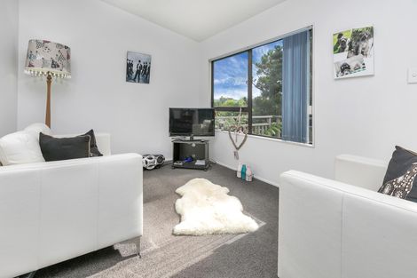 Photo of property in 367 Triangle Road, Henderson, Auckland, 0610