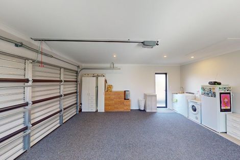 Photo of property in 6 Fuller Close, Levin, 5510