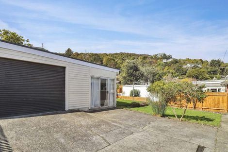 Photo of property in 3 Parnell Street, Fairfield, Lower Hutt, 5011
