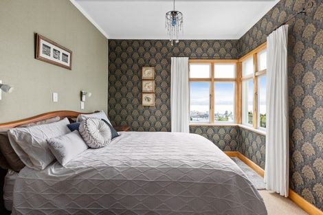 Photo of property in 14 George Street, Hospital Hill, Napier, 4110