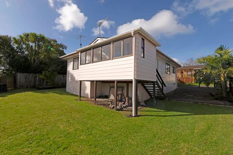 Photo of property in 53 Lavelle Road, Henderson, Auckland, 0612