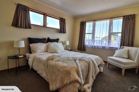 Photo of property in 9 Leslie Avenue, Cloverlea, Palmerston North, 4412