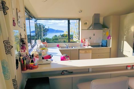 Photo of property in 13a Parau Avenue, Diamond Harbour, 8972