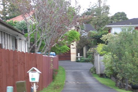 Photo of property in 2/8 Meadway, Sunnyhills, Auckland, 2010