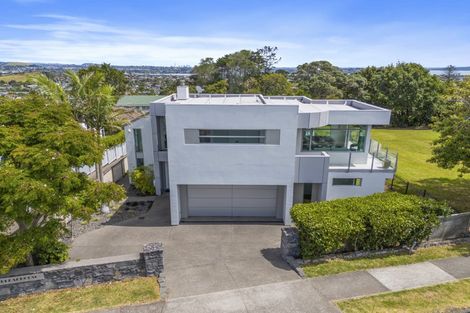Photo of property in 80 Bleakhouse Road, Howick, Auckland, 2014
