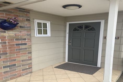 Photo of property in 340a Lake Road, Hauraki, Auckland, 0622