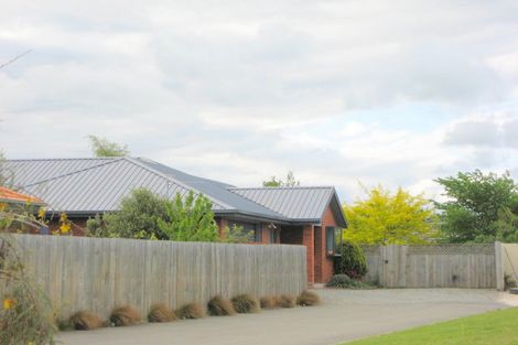 Photo of property in 6 Lowe Place, Rangiora, 7400