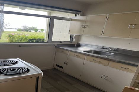 Photo of property in 1/86a Beachville Road, Redcliffs, Christchurch, 8081