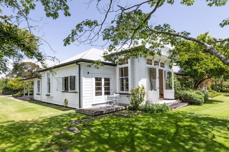 Photo of property in 29 Gordon Road, Te Awanga, 4102