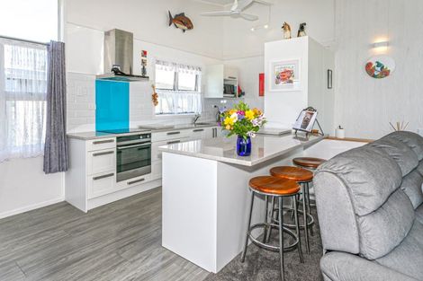 Photo of property in 1999 Wyuna Bay Road, Wyuna Bay, Coromandel, 3581