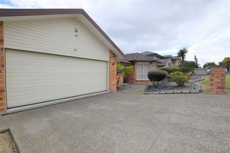 Photo of property in 23 Leafield Crescent, Henderson, Auckland, 0612