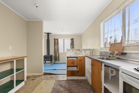 Photo of property in 2 Tania Crescent, Western Heights, Rotorua, 3015