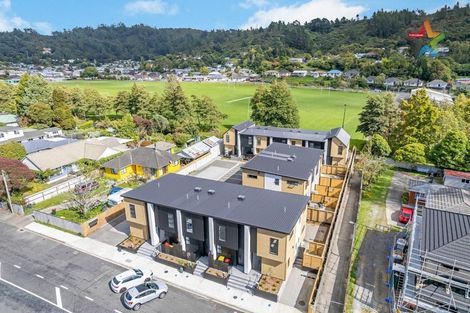 Photo of property in 3/240 Stokes Valley Road, Stokes Valley, Lower Hutt, 5019