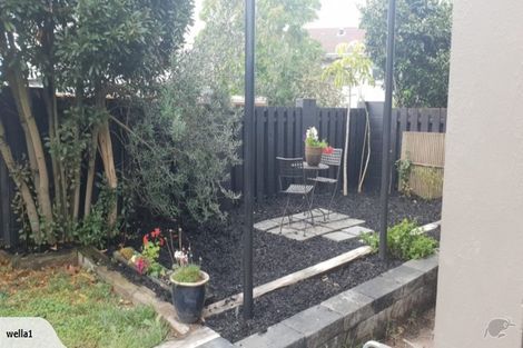 Photo of property in 4/318 Beach Road, Campbells Bay, Auckland, 0630