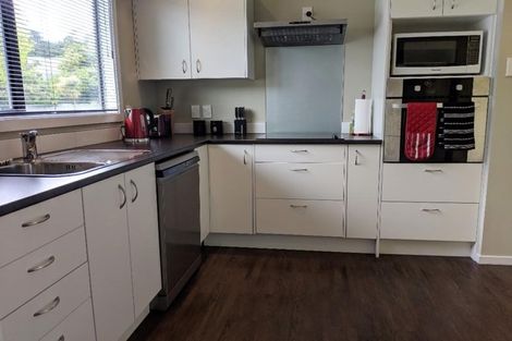 Photo of property in 1/6 Gemstone Drive, Birchville, Upper Hutt, 5018