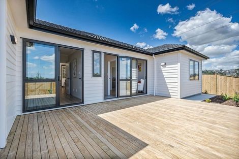 Photo of property in 42a Donegal Park Drive, Flat Bush, Auckland, 2019