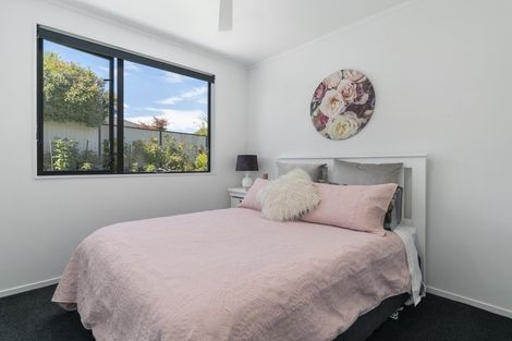 Photo of property in 11 Little Maude Drive, Lake Hawea, Wanaka, 9382