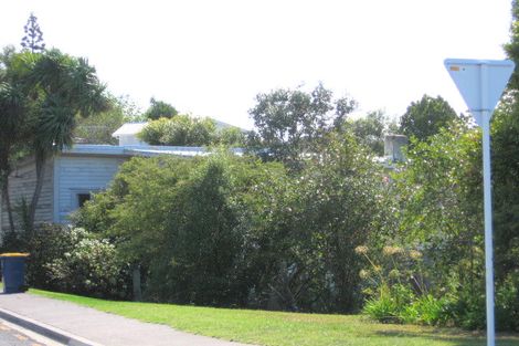 Photo of property in 39 Matipo Road, Mairangi Bay, Auckland, 0630