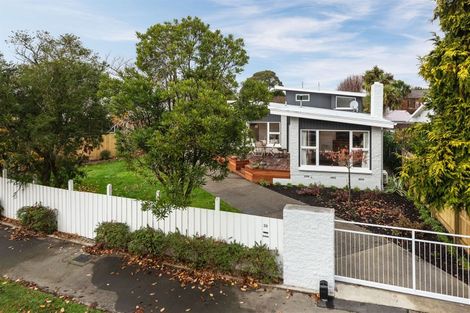 Photo of property in 38 Burnside Crescent, Burnside, Christchurch, 8053