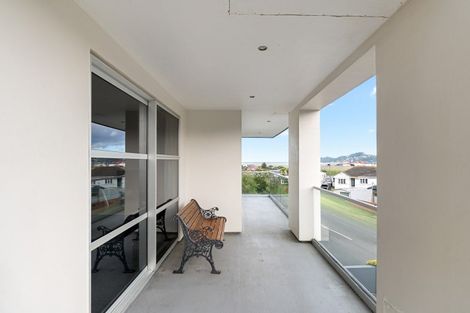 Photo of property in 121a Wexford Road, Miramar, Wellington, 6022