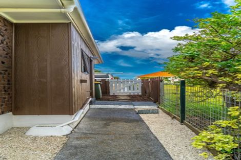 Photo of property in 1/87 Cook Street, Howick, Auckland, 2014