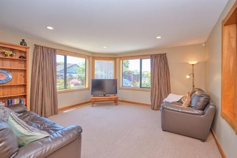 Photo of property in 11 Verona Place, Stratford, 4332