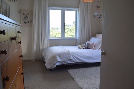 Photo of property in 100 Amritsar Street, Khandallah, Wellington, 6035