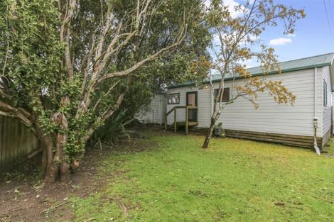Photo of property in 256 Triangle Road, Massey, Auckland, 0614