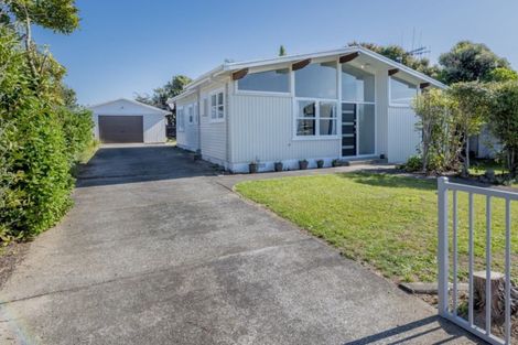 Photo of property in 4 Weld Street, Levin, 5510