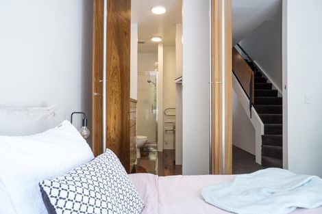 Photo of property in 136 Willis Street, Te Aro, Wellington, 6011